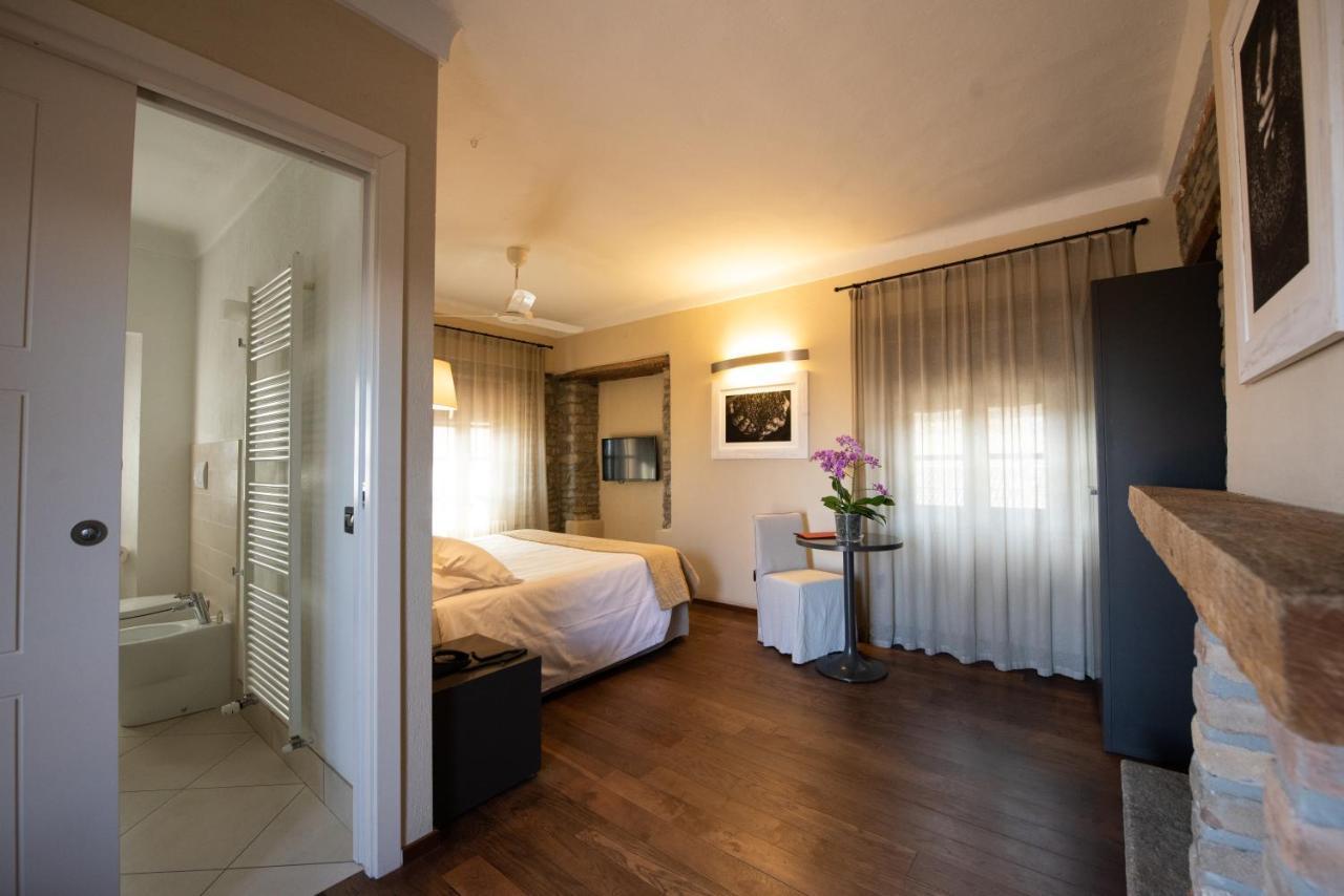 I Tre Poggi Dimora Di Charme Villa Canelli Bagian luar foto