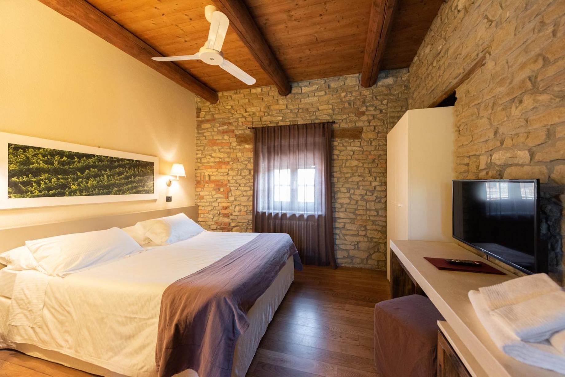 I Tre Poggi Dimora Di Charme Villa Canelli Bagian luar foto